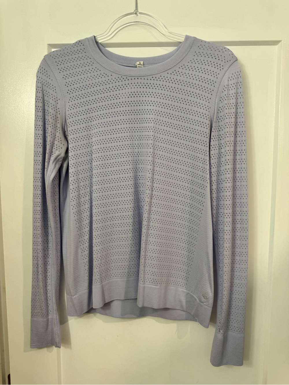 lululemon athletica Women’s Perforated Long-Sleeve Top - Lilac Size 8